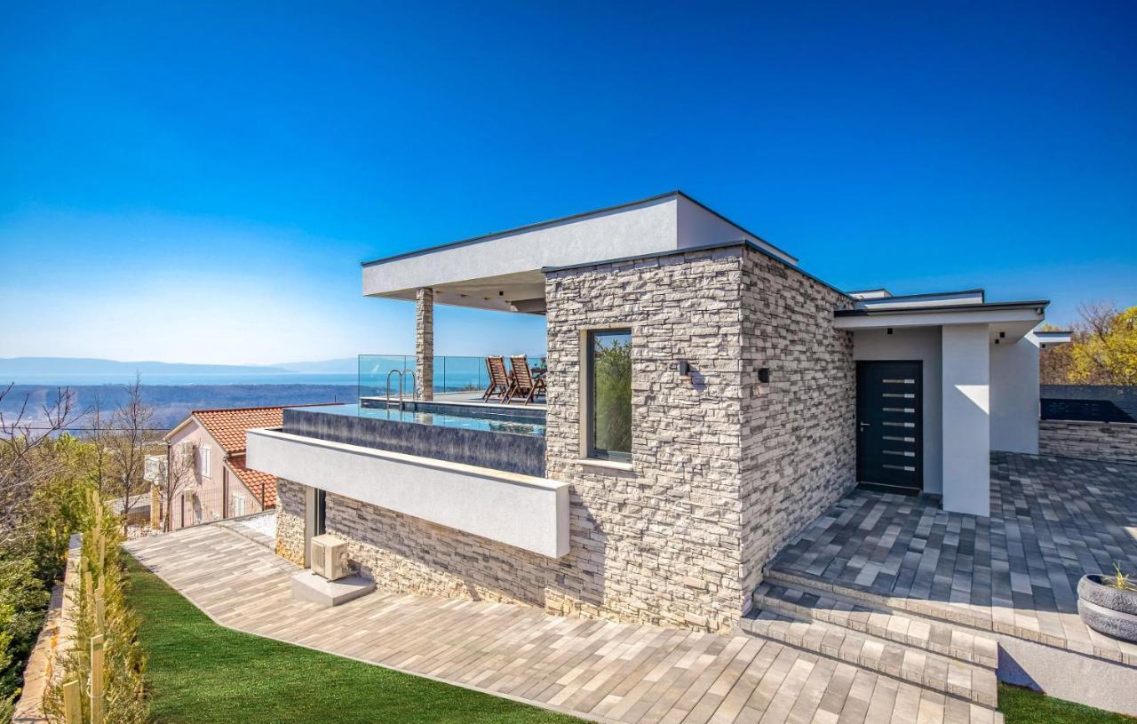 Villa Nina Šmrika Exteriör bild