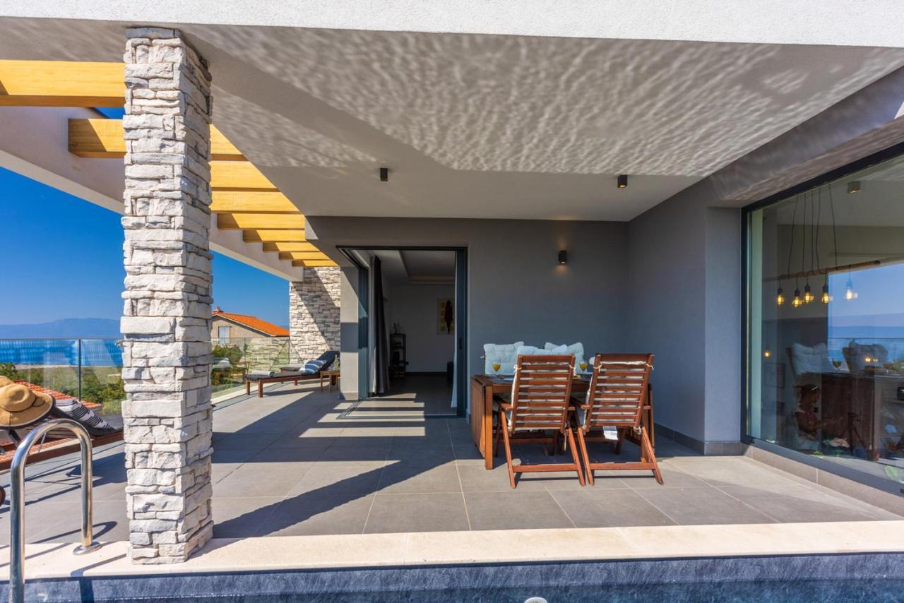 Villa Nina Šmrika Exteriör bild