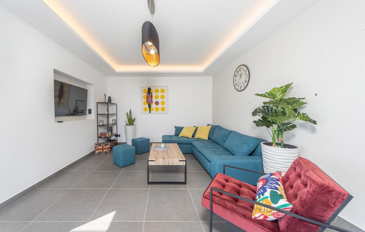 Villa Nina Šmrika Exteriör bild